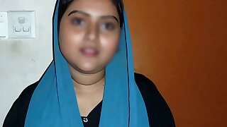 indian deshi village girlfriend cooks food for boyfriend and brings it home then has romantic sex with boyfriend.
