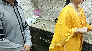 JIJA JI seduced by SAALI'S sexy body fucked her pussy and ass Hindi audio
