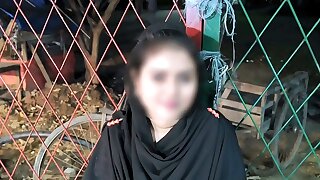 Outdor indian Bangla Girl Fucking time Video.