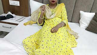 Slutty stepmom sucks my cock, I put my tongue in her pussy and I fuck her real hard! In hindi audio