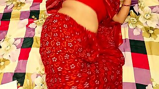 Tight Pussy Desi Bhabhi in Saree Fucked Hard by Devar