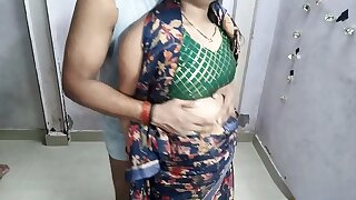 Hot Indian Aunty sex in saree. Big boobs Indian aunty fucked by her neighbour boyfriend.