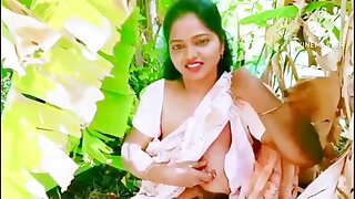 Dare Game in the Park with Stranger - Tamil Hot Video in the Public Place