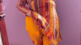 For the First Time My Husband Gifted Me a Chocolate Boy. My Husband Ejaculated After Seeing Me Having Sex. Indian Wife Share XXX