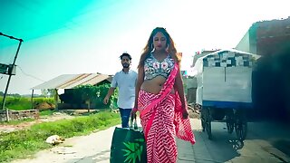 Neighbor calls bhabhi home and has sex with her sexy bhabhi Hard Fucking With Hindi Audio