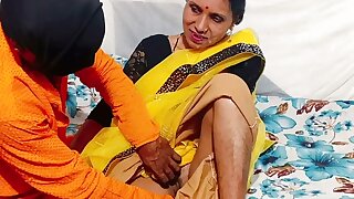 pehela night me chuth phad diya. Indian Asian romantic Hot couple