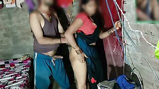 Secret sex in broad daylight, brother-in-law entered the sister-in-law's room and persuaded the sister-in-law to her, then sucked the nipples, choosing the sister-in-law, the sister-in-law landed the muscle and stood up to the doctor.
