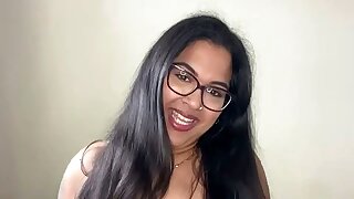 Asian BBW Wants You to Watch Her Play