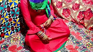 सासूजी बोली जोर से मत घुसाना दामाद जी दर्द होता है