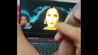 Katrina Kaif Chikni Chameli Hot Teen Dance - Full Video Uncensored