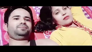 सब्जी बना रही थी देवर आया मुजे चोदने।लगा