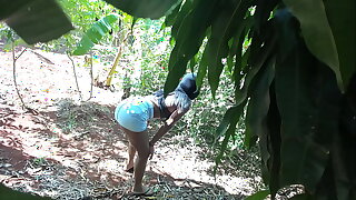 Rebolando gostoso no pau do meu vizinho novinho