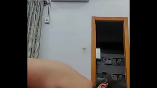 Indian girl sending big boobs nudes to boyfriend viral video