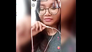 Flashing dick to innocent girl