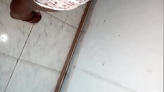 &quot_Fode meu C&uacute_ Vai&quot_ Diz a Morena Espetacular Gemendo Gostoso