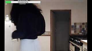 Twitch Thot Titty Slip Belindagg aka Belinda Grewal