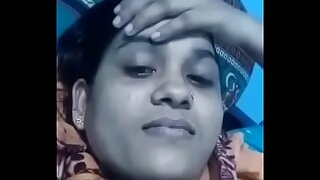 Cute Bangali girlfriend show boobs and pussy