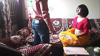 Indian Bhabi Fucked by Bank Executive - Hot Indian Saree Sex in Hindi