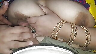 Aj neighbour boy ne  neighbour hot girl ko lund ka maza diya hindi sex xxx video