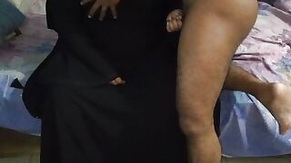 Tamil desi aunty wears burqa and hijab to meet her Ex boyfriend - Indian Desi Sex clear Hindi Audio (Romantic Fuck)