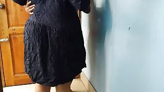Indian Ladki Model hot video shoot ke dauran Camera Man dwara chudai ke - Desi Model fucked by cameraman during hot shot