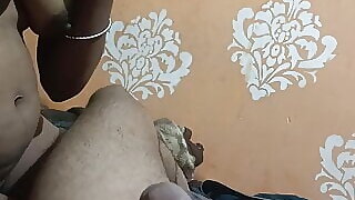 Desi bhabhi ki mast chudai  love u  full enjoy