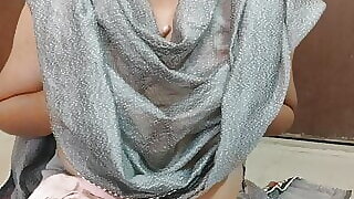 Bhabhi ji ne bohot dabaye apne chuche