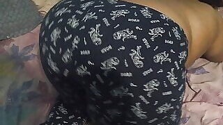 Indian Big sister's, big ass swaying, seducing brother-in-law