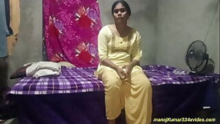 रंडी को बहला फुसलाकर होटल में ले जाकर जबरदस्त चोदा।